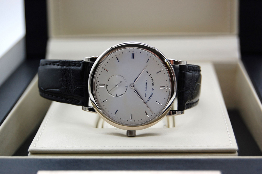 Saxonia 18k White Gold
