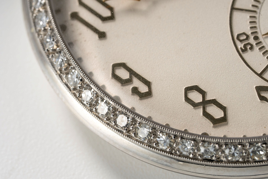 Pocket Watch with Pearls and Diamonds in Platinum