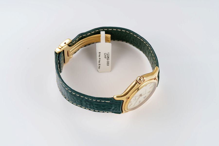 1911 Automatic Ref. 75102212 in 18k Yellow Gold