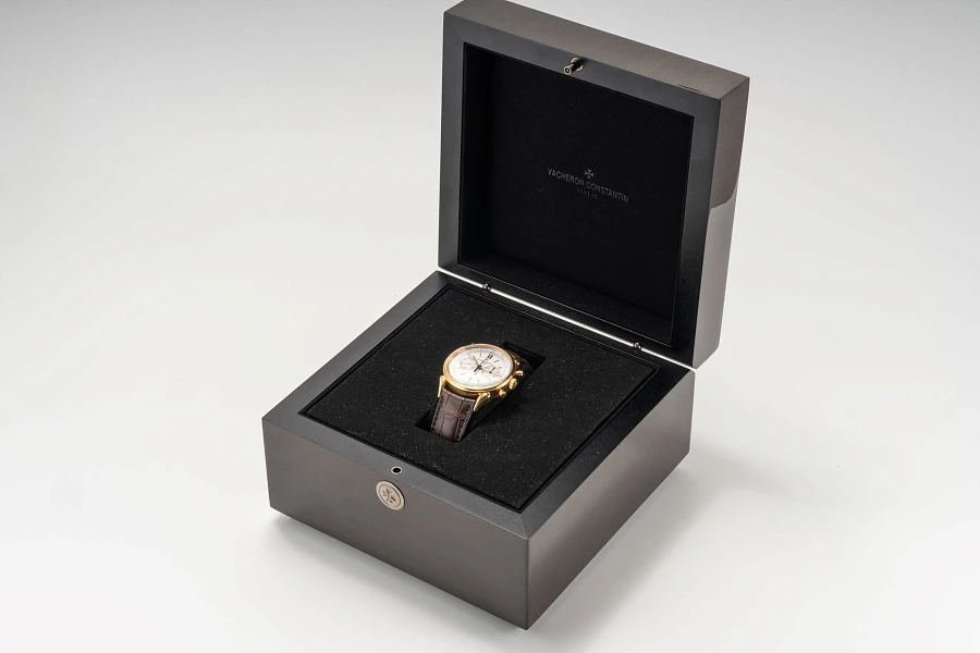 Historiques Cornes des Vaches Chronograph in 18k Rose Gold