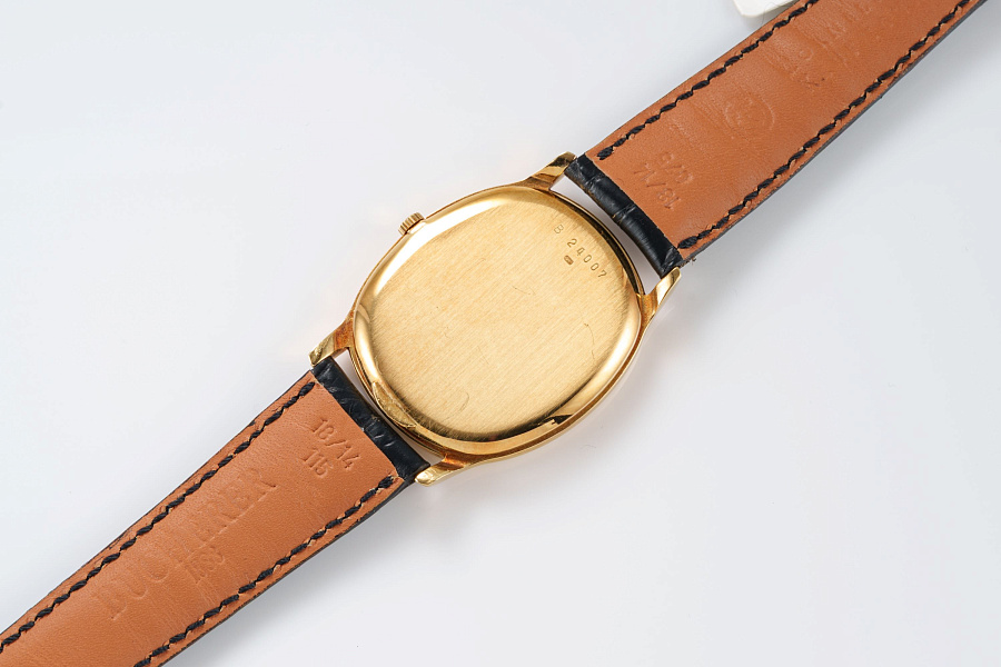 Ellipse in 18k Yellow Gold