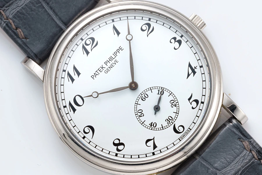 Calatrava Ref. 5022P in Platinum