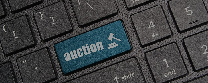 Live Vs. Timed Auctions: