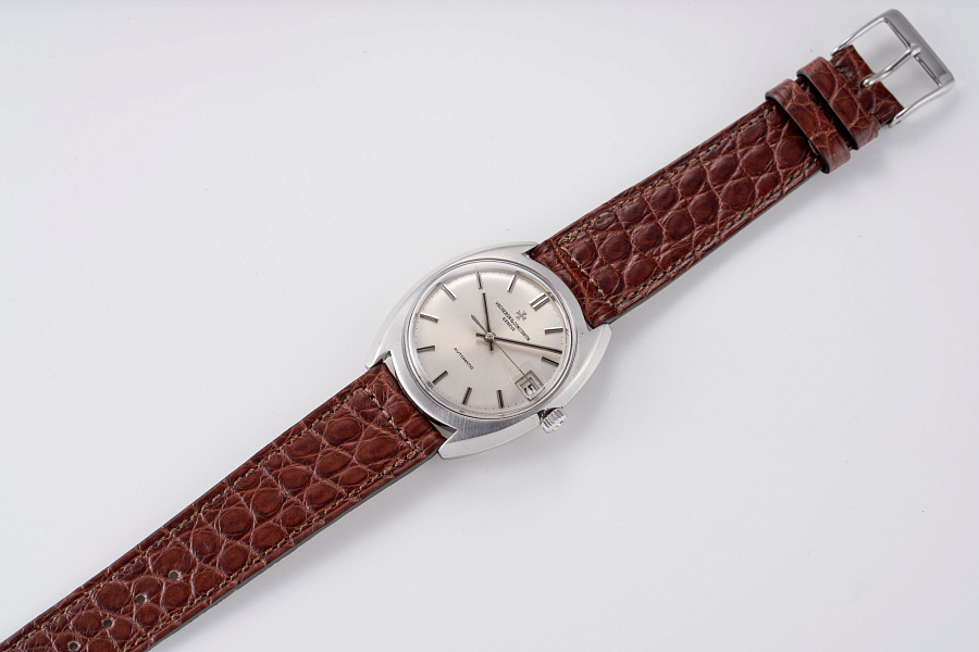 Cushion Case in Stainless Steel