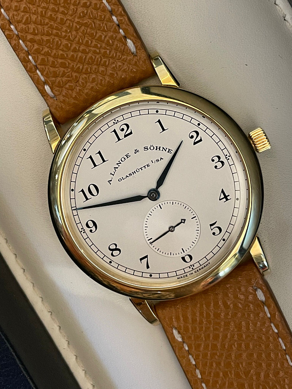 1815 Yellow Gold
