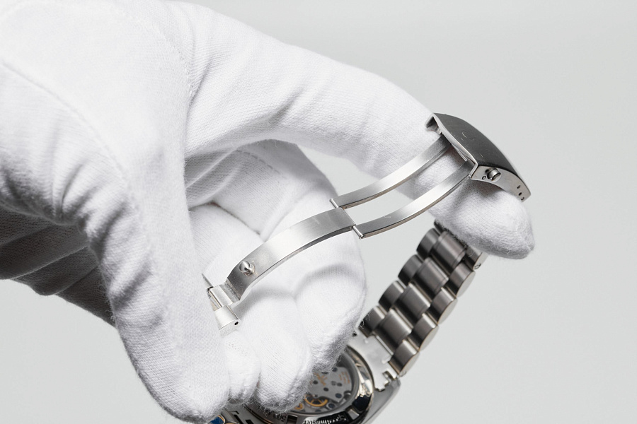 Speedmaster  "Limited Edition 0954/1957"