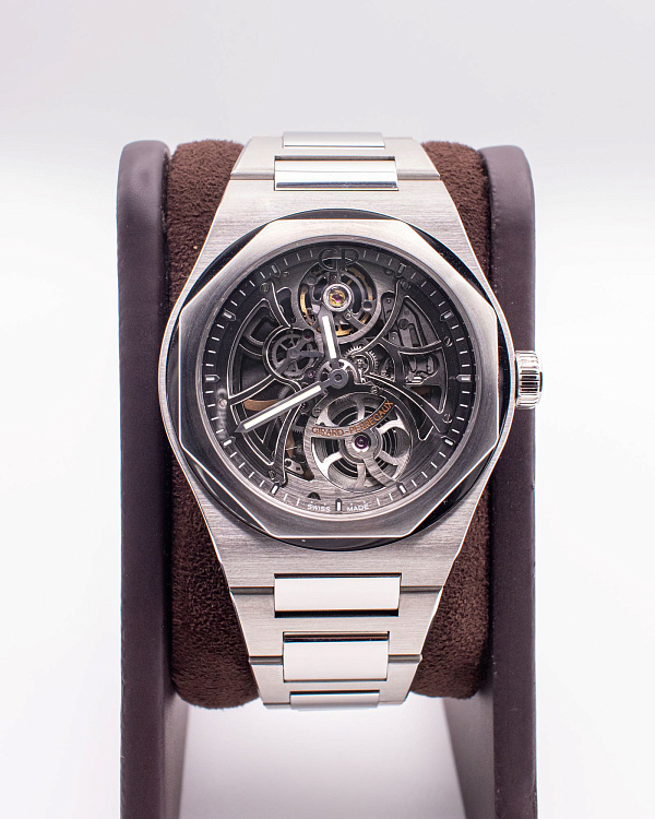 Laureato skeleton