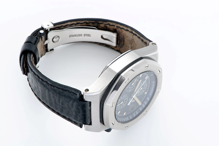Early Offshore 'Beast' Ref. 25721 in Stainless Steel