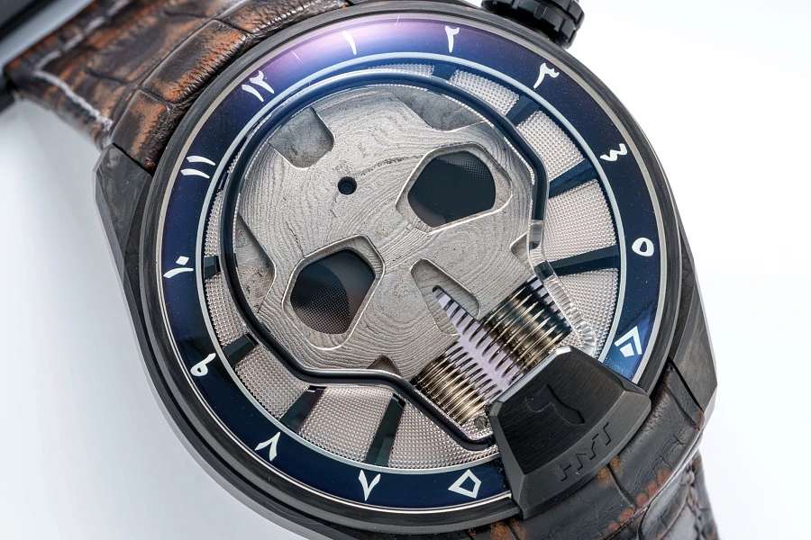 H1 Carbon Skull Arabic Edition