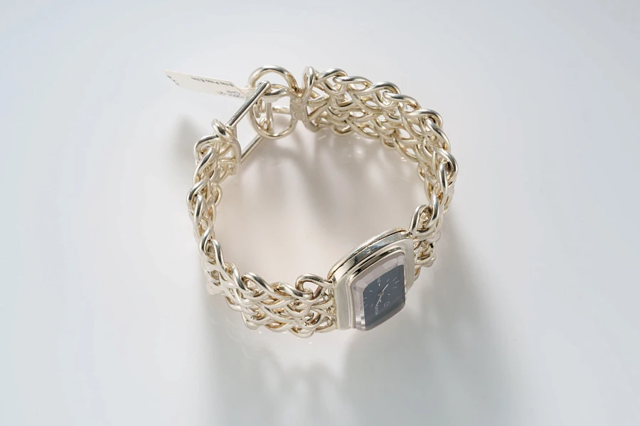 Jeux D'Argend Ref. 8332 by Andrew Grima in 925 Silver