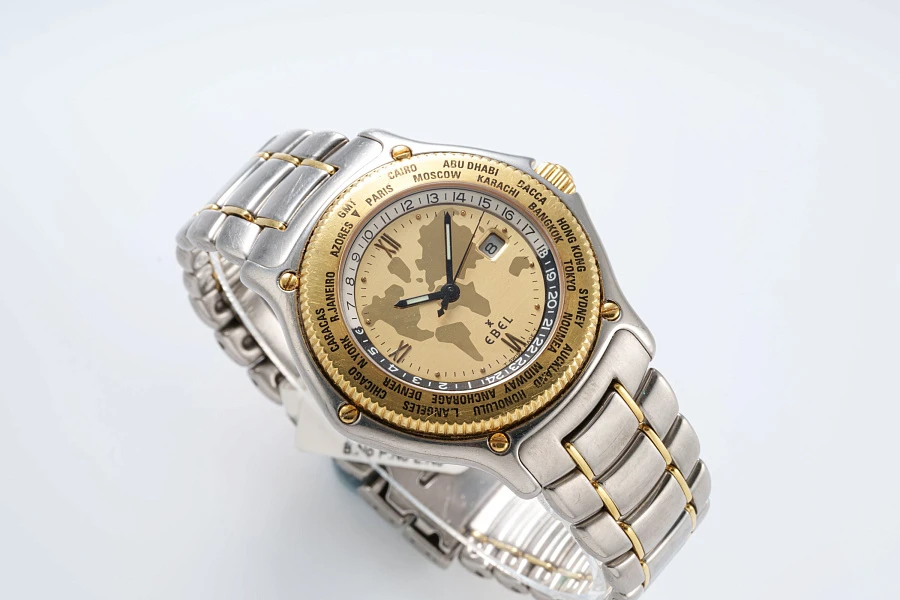 Voyager World Time Ref. 1124913 in Stainless Steel and 18k Yellow Gold