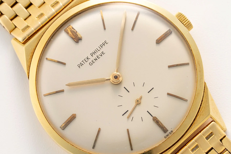 Calatrava Ref. 2568 in 18k Yellow Gold