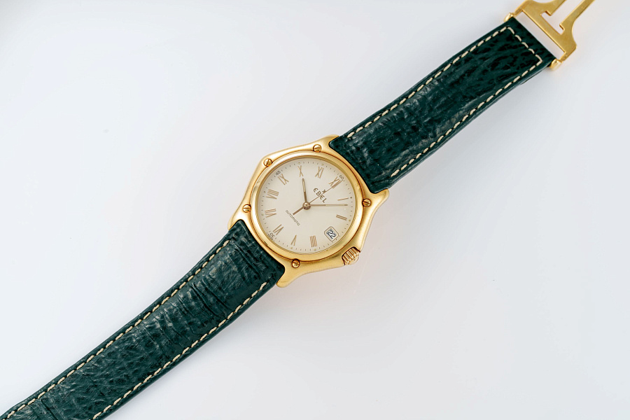 1911 Automatic Ref. 75102212 in 18k Yellow Gold