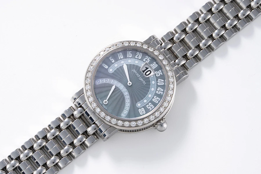 Retrograde Jumping Hour Ref. 3714 with Mother of Pearl Dial in Stainless Steel
