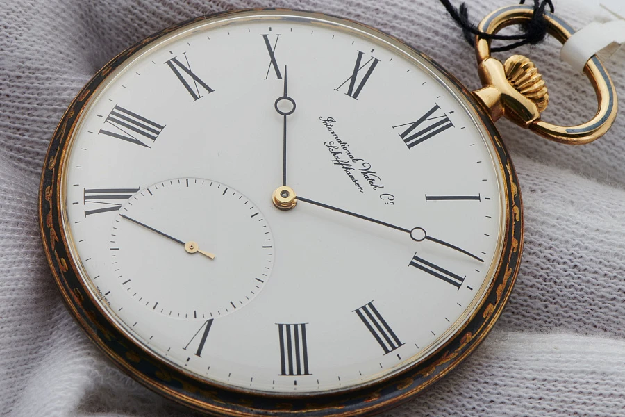 Pocket Watch Ref. 5221 in 18k Yellow Gold with Breguet Hands