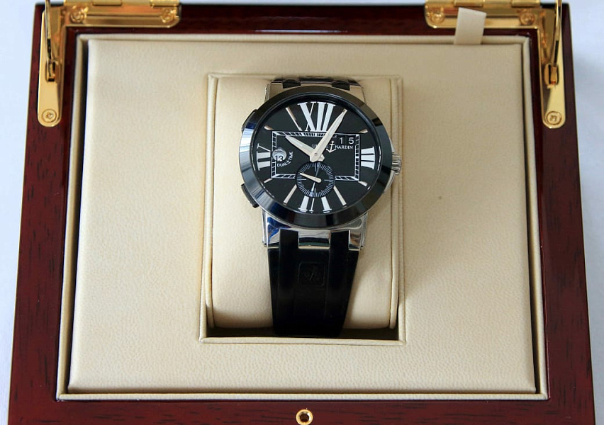 Executive Dual Time