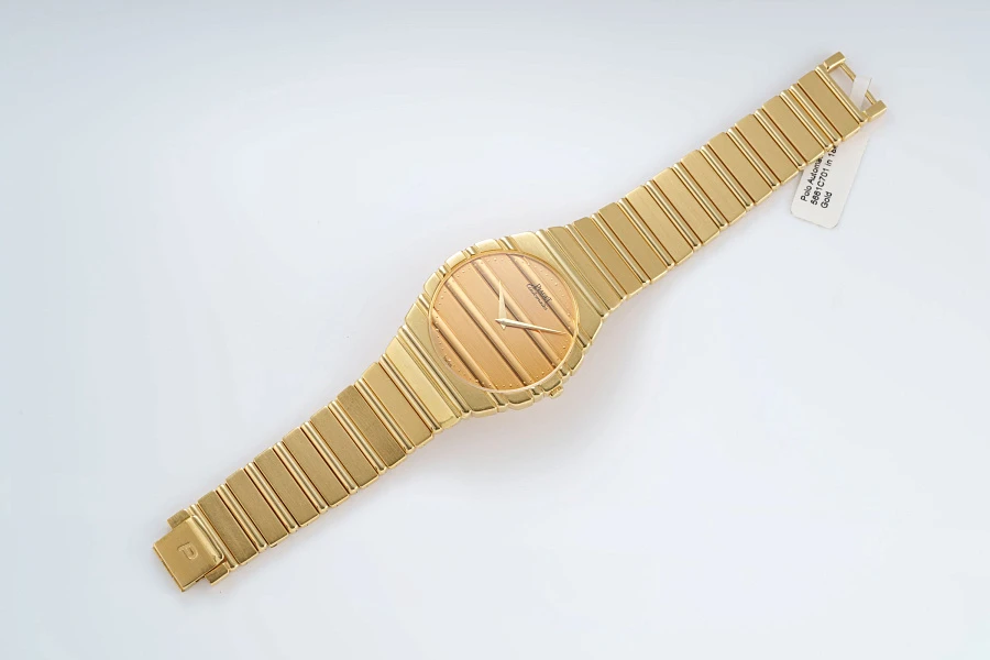 Polo Automatic Ref. 5661C701 in 18k Yellow Gold