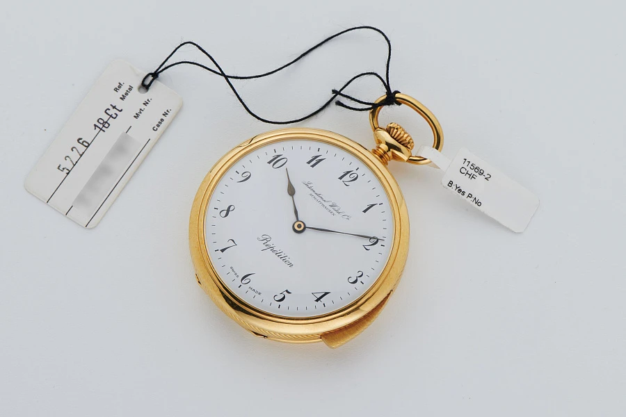 Pocket Watch with 5-Minute Repeater Ref. 5226 in 18k Yellow Gold