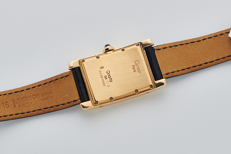 Tank Américaine Quartz in 18k Yellow Gold