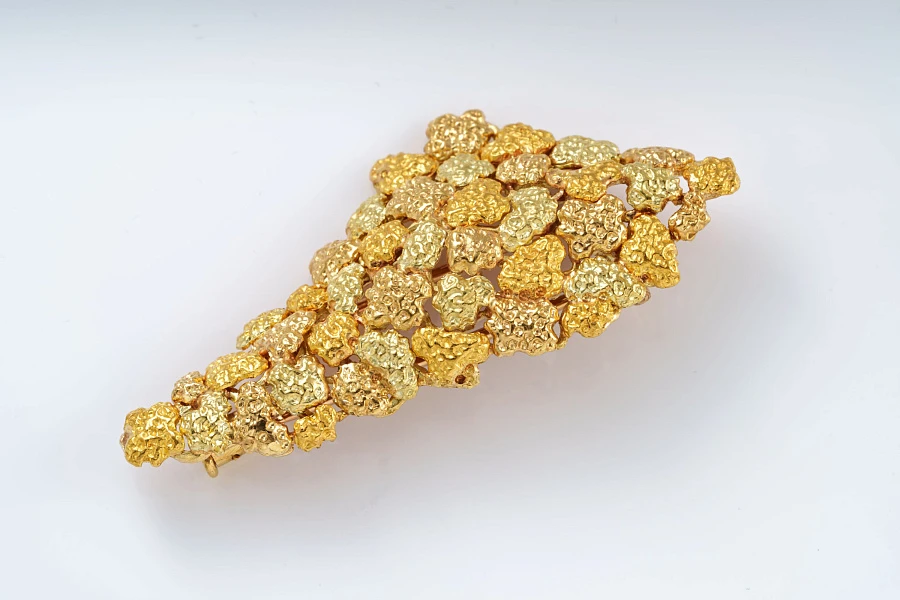 Watch and Jewelry Set in 18k Yellow Gold