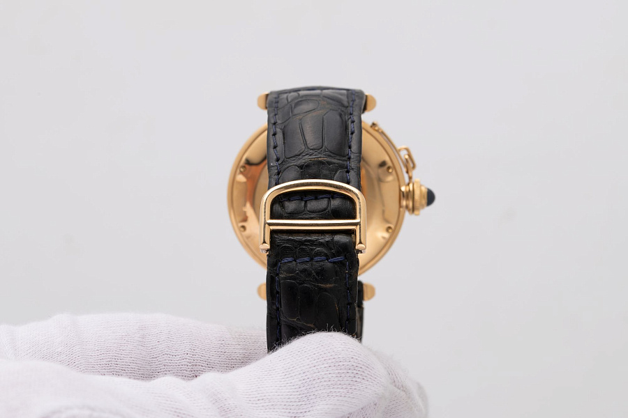 Pasha 18K Yellow Gold