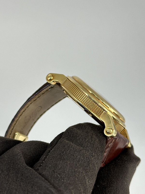 Marine Automatic Big Date Yellow Gold