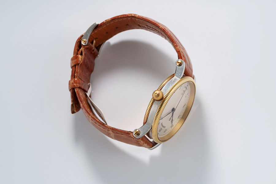 Kairos in Stainless Steel and 18k Yellow Gold