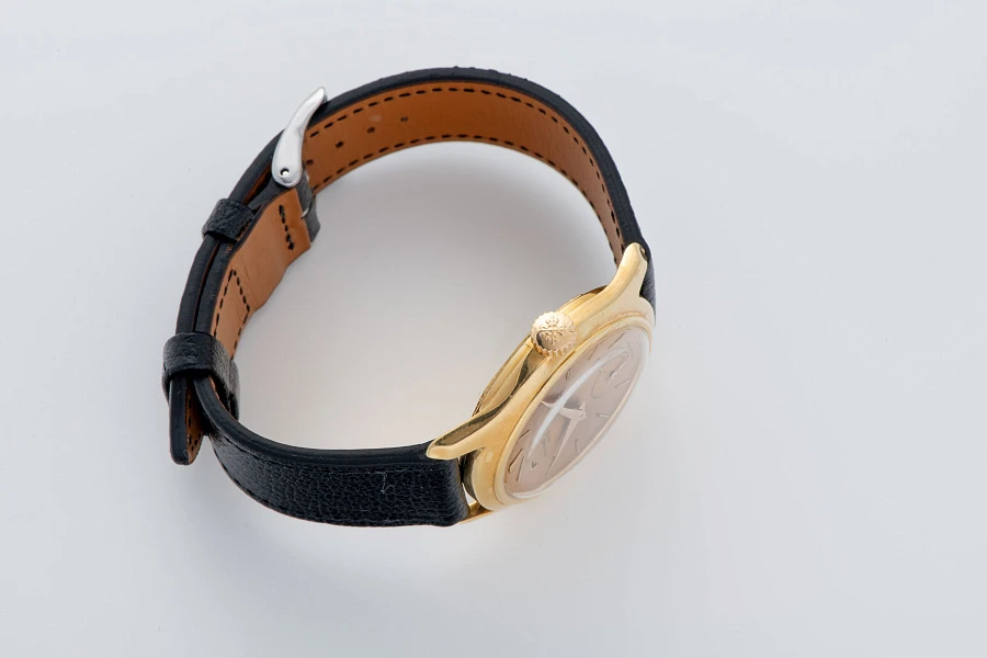 'Cuervo Y Sobrinos' Double Signed Calatrava Ref. 2532 in 18k Yellow Gold
