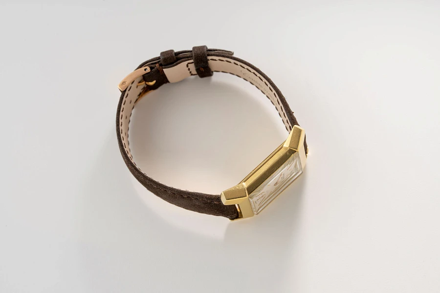 Rectangular Ref. 2553 in 18k Yellow Gold