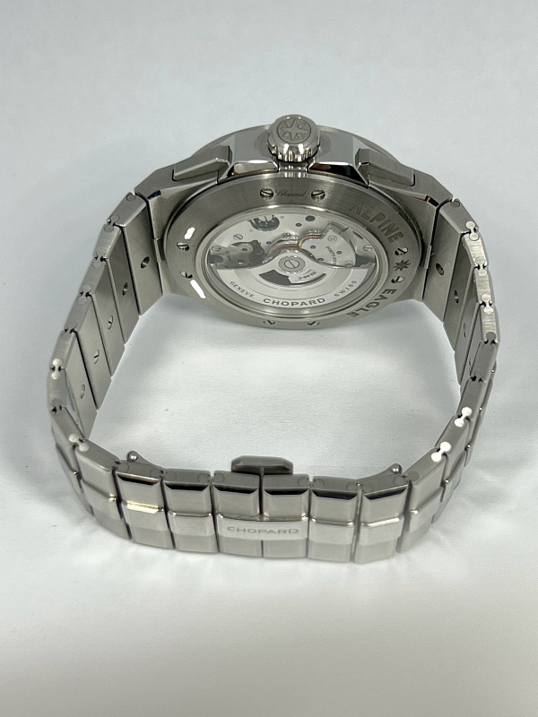 Alpine Eagle 44mm