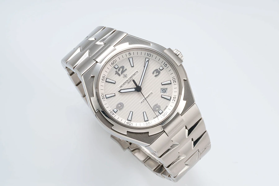 Overseas Ref. 47040 in Stainless Steel