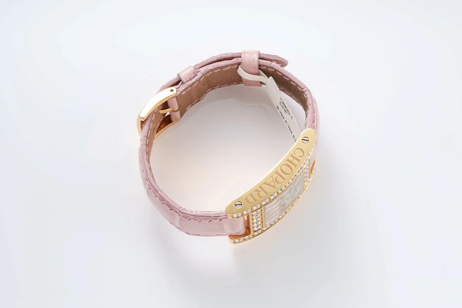 Your Hour Ref. 445-1 in 18k Yellow Gold with Diamonds