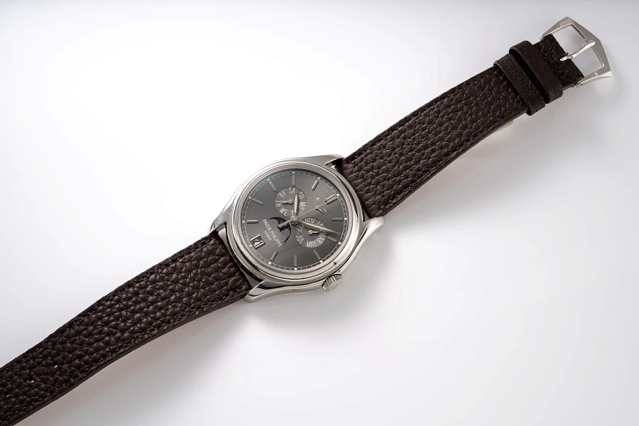 Annual Calendar Ref. 5146P in Platinum