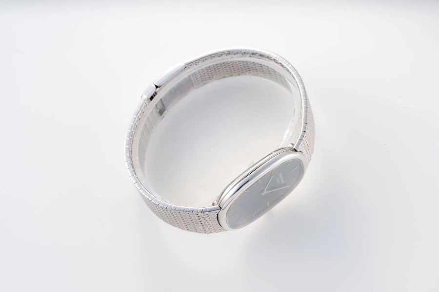 Ellipse Ref. 3738 in 18k White Gold