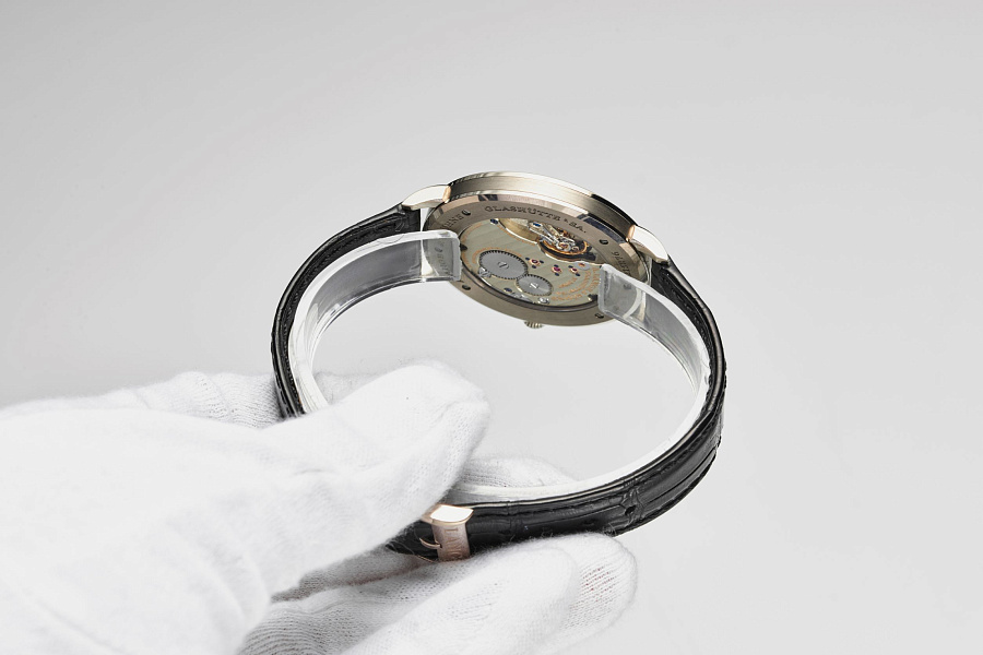 Saxonia Thin