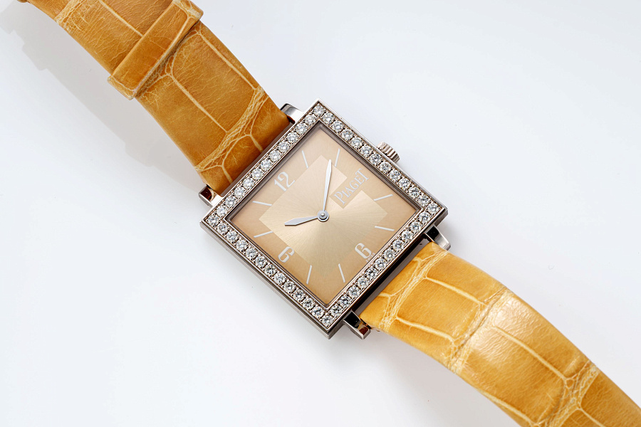 Altiplano Square Ref. P10181 in 18k White Gold