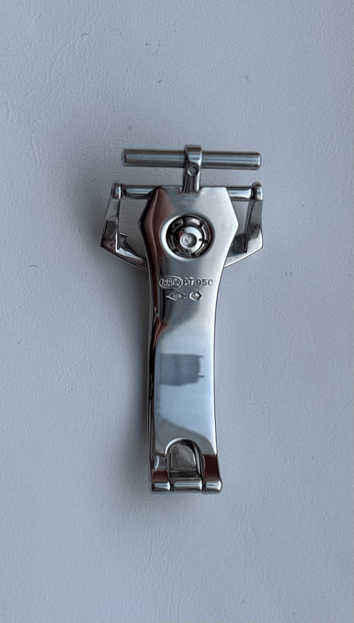 16mm Chevron-style Deployment Clasp in Platinum 950