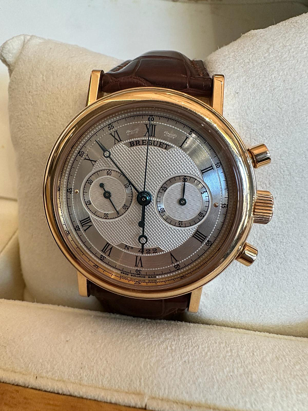 Classique Chronograph 5237