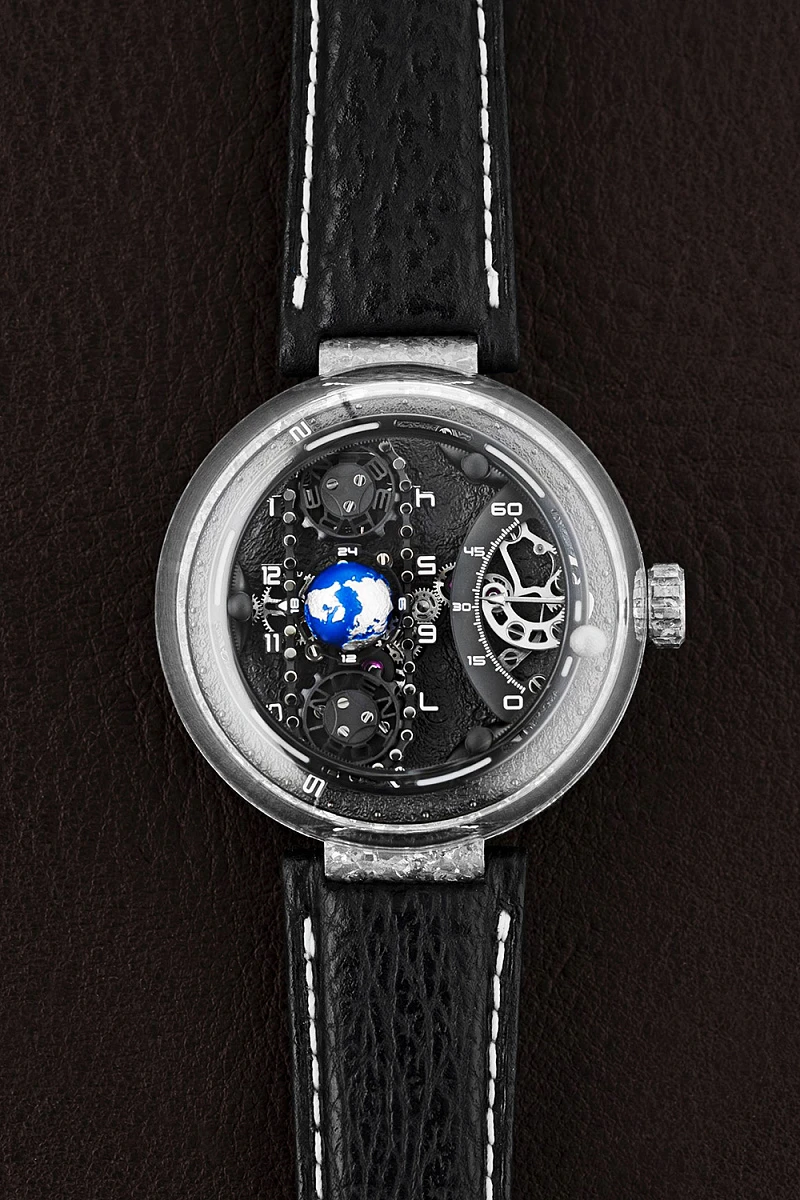 Perigee Piece Unique
