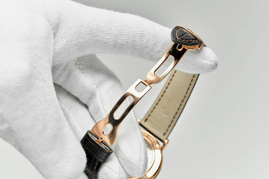 Classique Chronograph Rose Gold