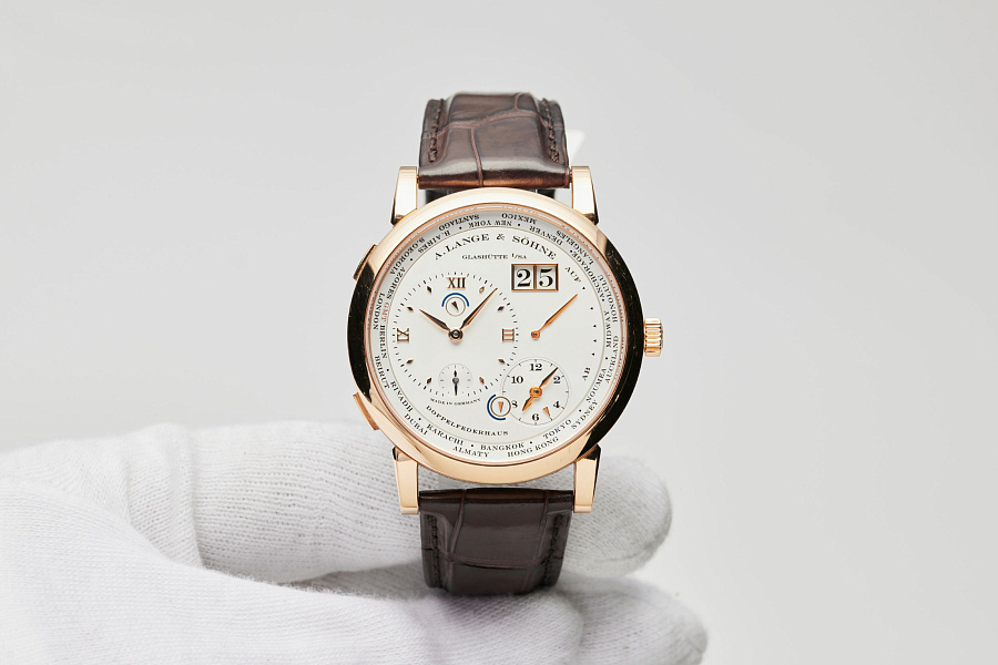 Lange 1 Time Zone