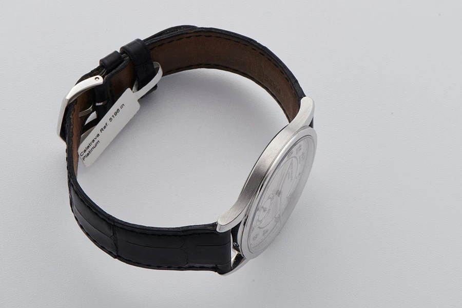 Calatrava Ref. 5196 in Platinum