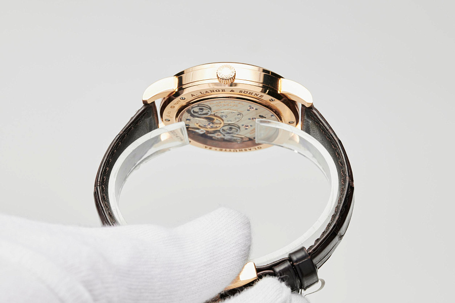 Lange 1 Time Zone