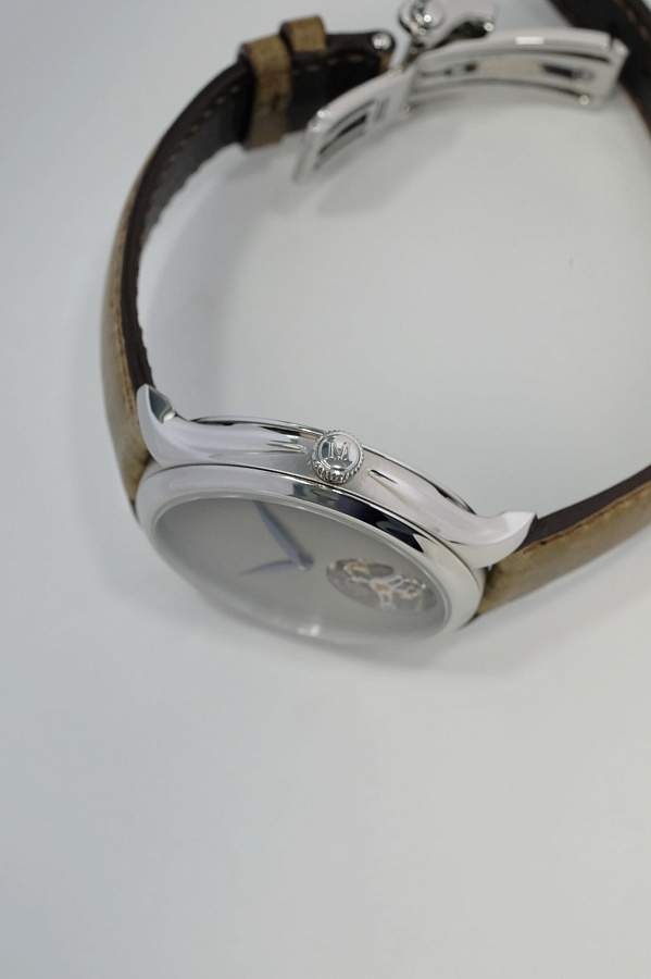 ENDEAVOUR TOURBILLON CONCEPT 42