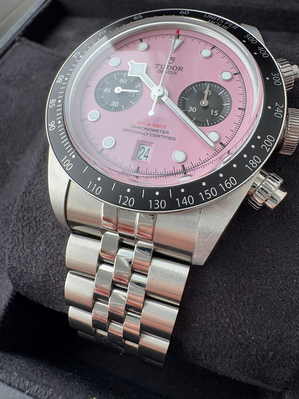 Heritage Black Bay Chronograph Inter Miami Pink 79360