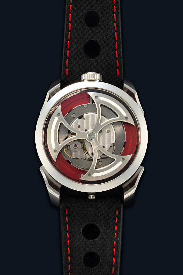 M.A.D. 1 Red in Stainless Steel