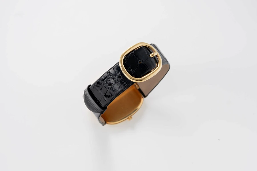 Ellipse 'Gübelin' Double-Signed in 18k Yellow Gold