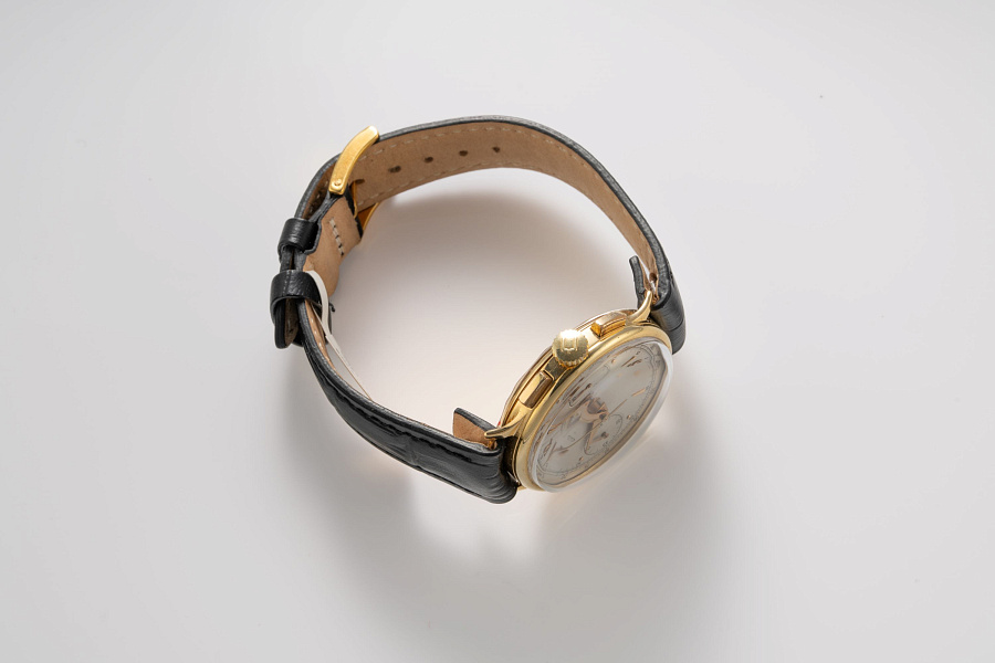 Chronograph in 18k Yellow Gold