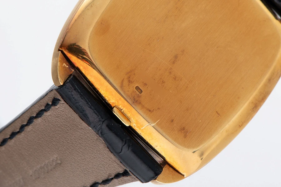 Ultra Thin Automatic Cushion Case Watch Ref. 2045 in 18k Yellow Gold