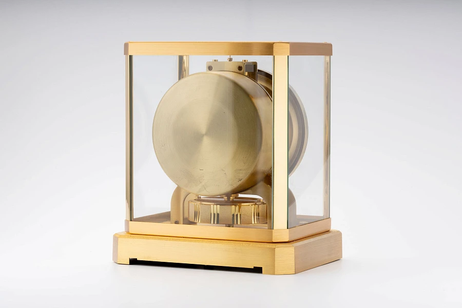 Atmos Table Clock in Gilt Brass